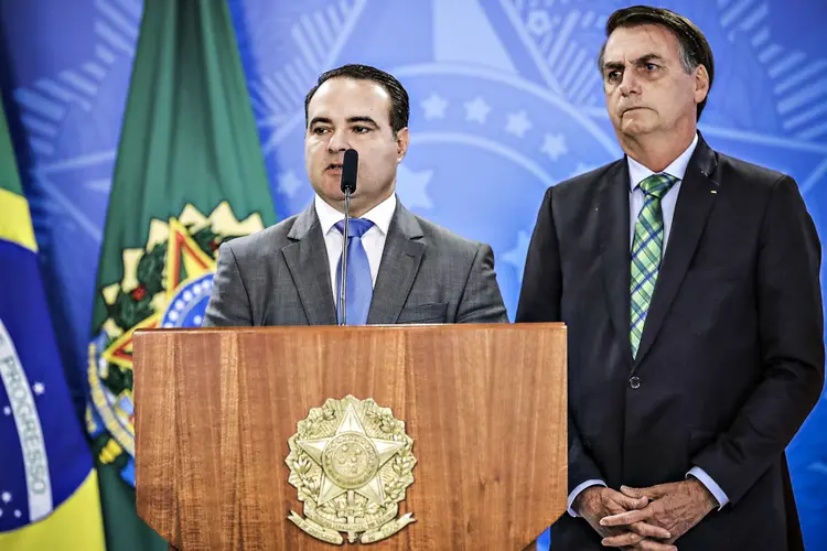 Jorge Oliveira ao lado do presidente Jair Bolsonaro (Marcos Corrêa/PR/Divulgação)