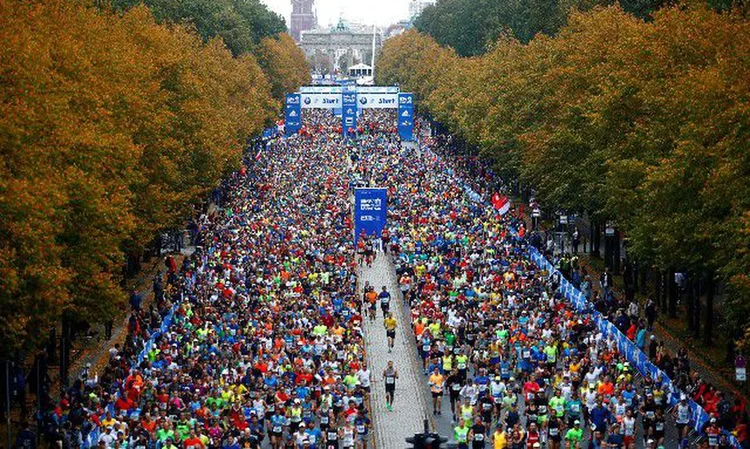 Maratona de Berlim: evento é mais um cancelado pela pandemia do novo coronavírus  (Hannibal Hanschck/Reuters)