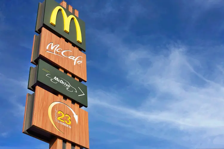 McDonald's: empresa trabalhou apenas com delivery e entregas durante a pandemia (Pixabay/Reprodução)