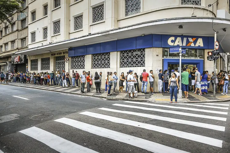 Bancos: funcionamento visa das continuidade do pagamento da segunda parcela do auxílio emergencial (Leandro Ferreira/Fotoarena)