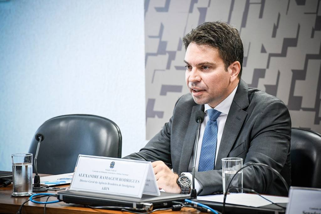 Ramagem: delegado conseguiu a confiança do Planalto com o apoio do vereador Carlos Bolsonaro (Marcos Oliveira/Agência Senado)