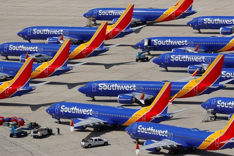 Boeing 737 Max: modelos usados pela Southwest Airlines parados após falha (Mike Blake/Reuters)