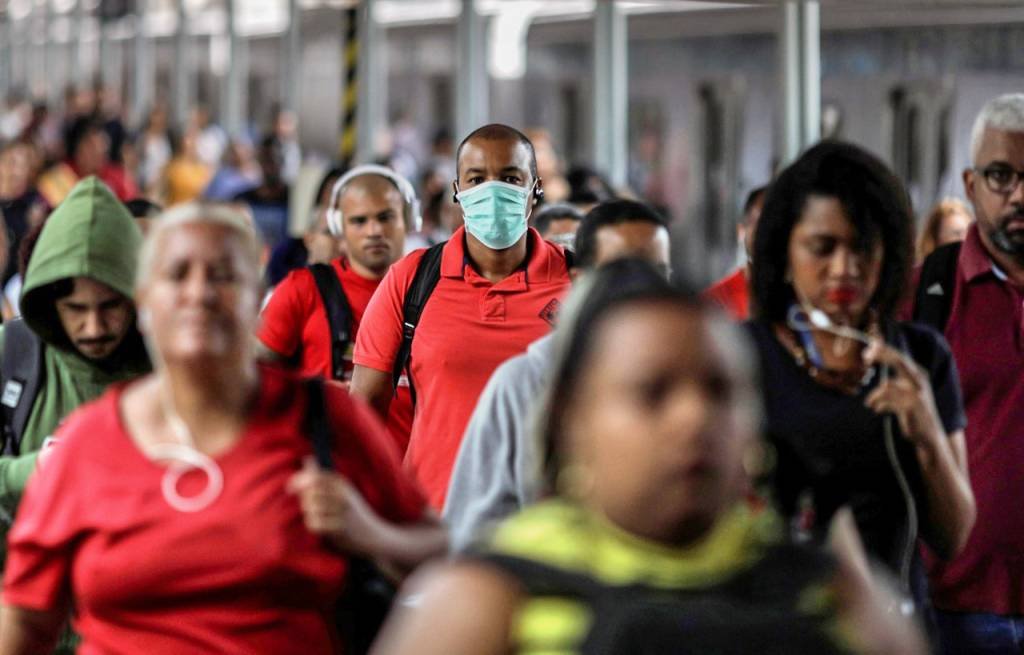 CORONAVÍRUS: a expectativa é que o Brasil atinga o pico da doença até o mês de maio. (Ricardo Moraes/Reuters)