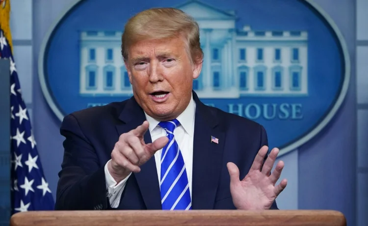 Donald Trump: presidente americano sugere que parar de fazer os 'briefings' sobre o coronavírus, após causar comoção por sugerir que os pacientes com COVID-19 podem ser tratados com injeção de desinfetante (AFP/AFP)