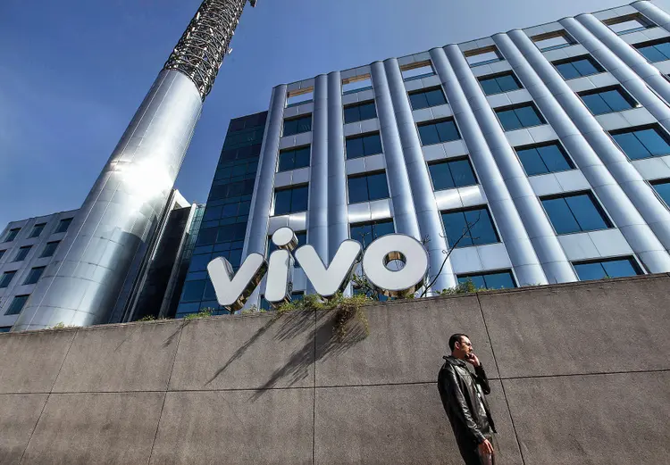 Telefônica (VIVT3) tem lucro líquido de R$ 896 milhões no 1º trimestre de 2024, alta de 7,3% (Nacho Doce/Reuters)