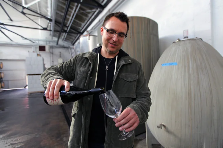 Chris Brockway, do Broc Cellars em Berkeley, Califórnia (Jim Wilson/The New York Times)