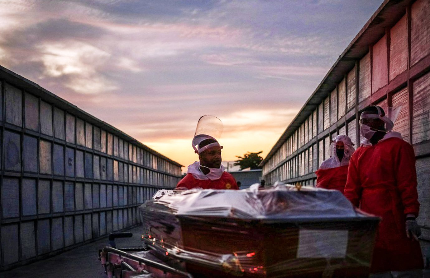 São Paulo atinge 3 mil mortes pelo coronavírus e decreta luto oficial