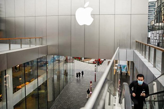 Apple volta a fechar lojas nos EUA com aumento de casos de covid-19