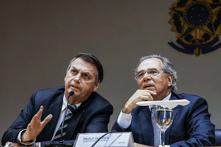 Bolsonaro: auxílio financeiro será dado em quatro parcelas mensais com o mesmo valor (Isac Nóbrega/PR/Flickr)