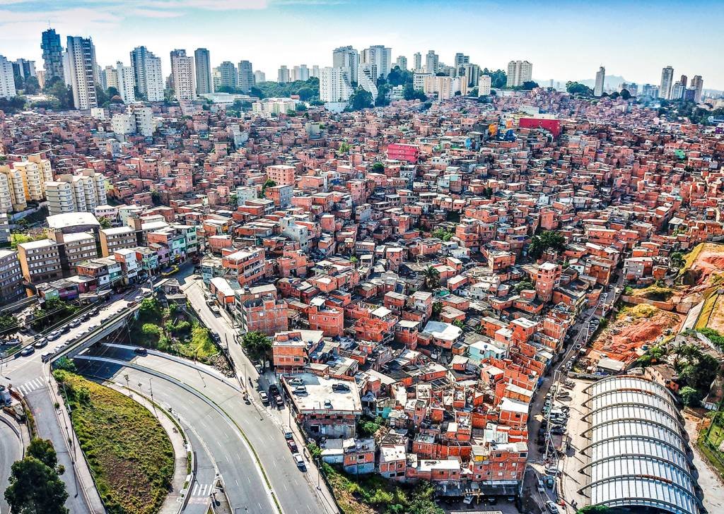 'Bolsa de Valores das Favelas' começa com dois IPOs; veja como funciona