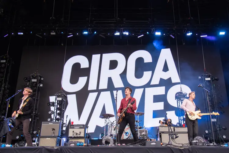 Circa Waves: banda lançou o novo álbum chamado Sad Happy (Joseph Okpako/Getty Images)