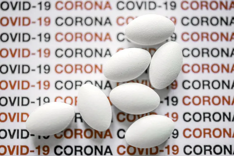 Cloroquina; remédios; coronavírus (Brasil2/Getty Images)