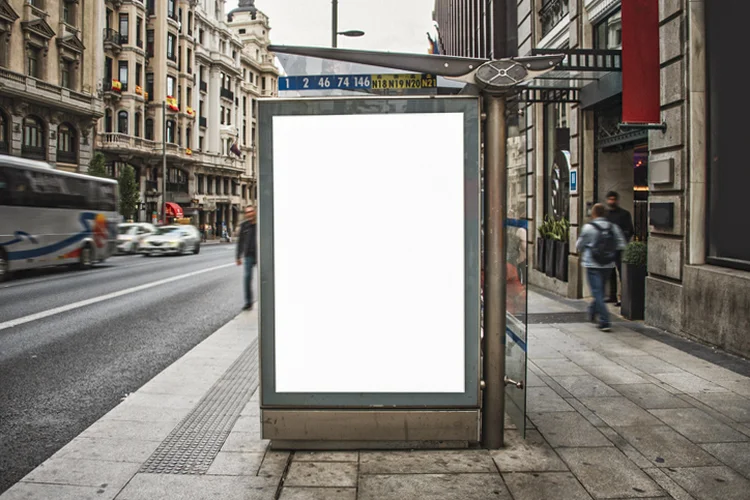Publicidade offline: com a quarentena, modelo deve perder investimentos (Mario Gutiérrez/Getty Images)