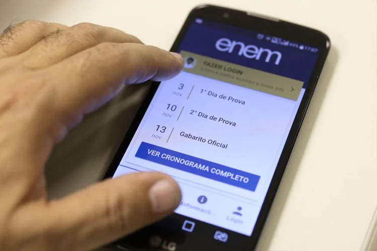 Enem: faculdades privadas se dizem dispostas a adiar o início do ano letivo para comportar uma eventual mudança nas datas do exame (Marcello Casal Jr./Agência Brasil)