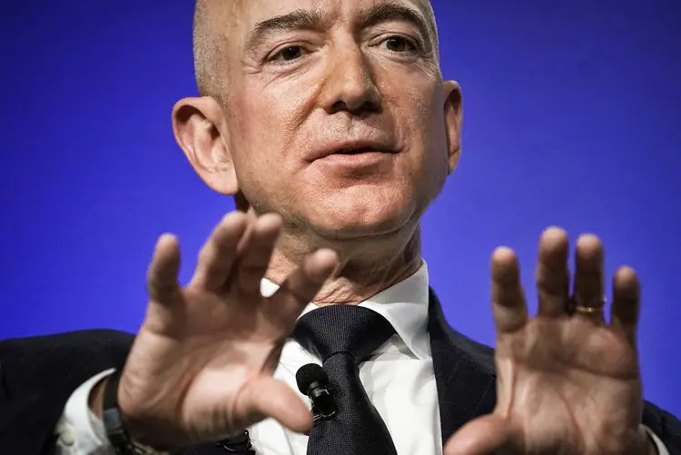 Bezos: projeto, lançado no início de 2019, reuniu três das grandes personalidades do meio empresarial americano (Alex Wong/Getty Images)