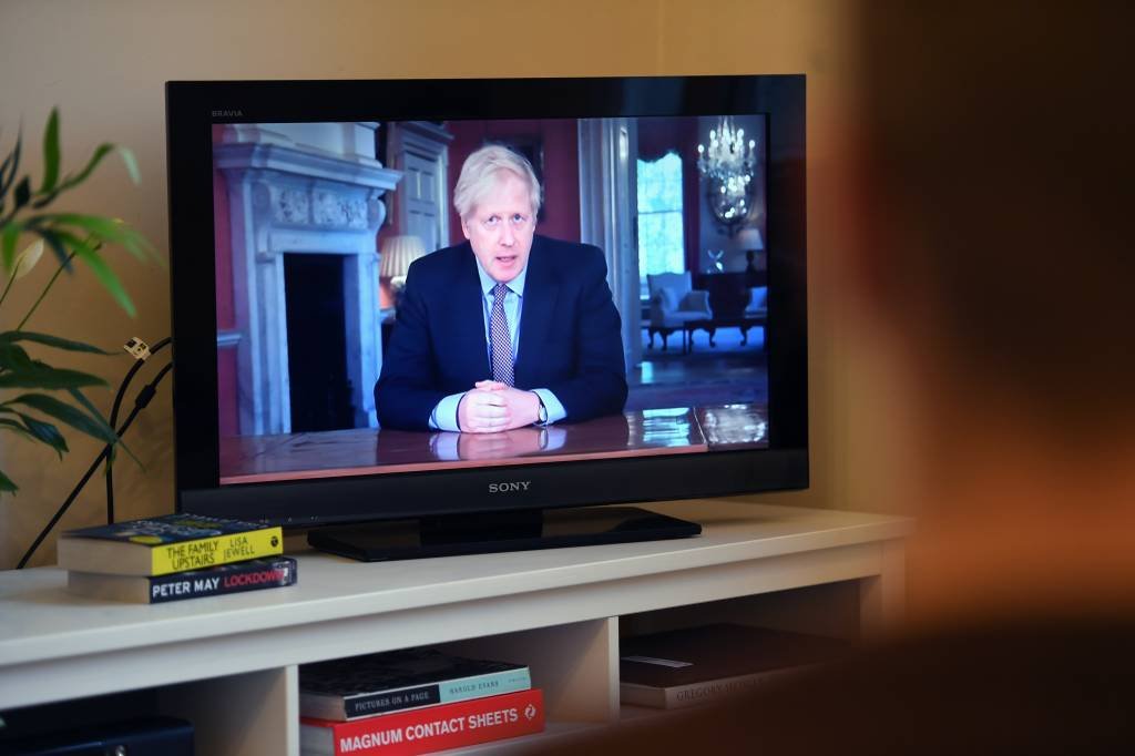 "Ainda não é a hora de encerrar a quarentena", diz Boris Johnson