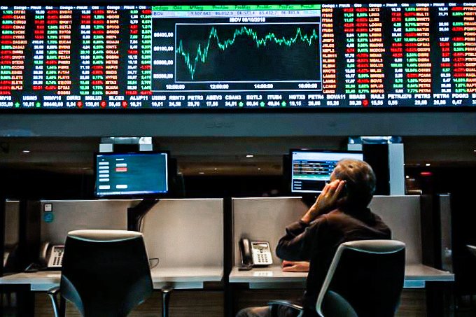 Mercado se recupera a cada dia e empresas conseguem captar no topo da faixa com ofertas de ações (NurPhoto/Getty Images)