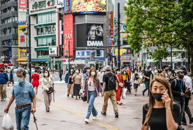 Japão: PIB já tinha sofrido contração anualizada de 7,3% no trimestre até dezembro (Carl Court/Getty Images)