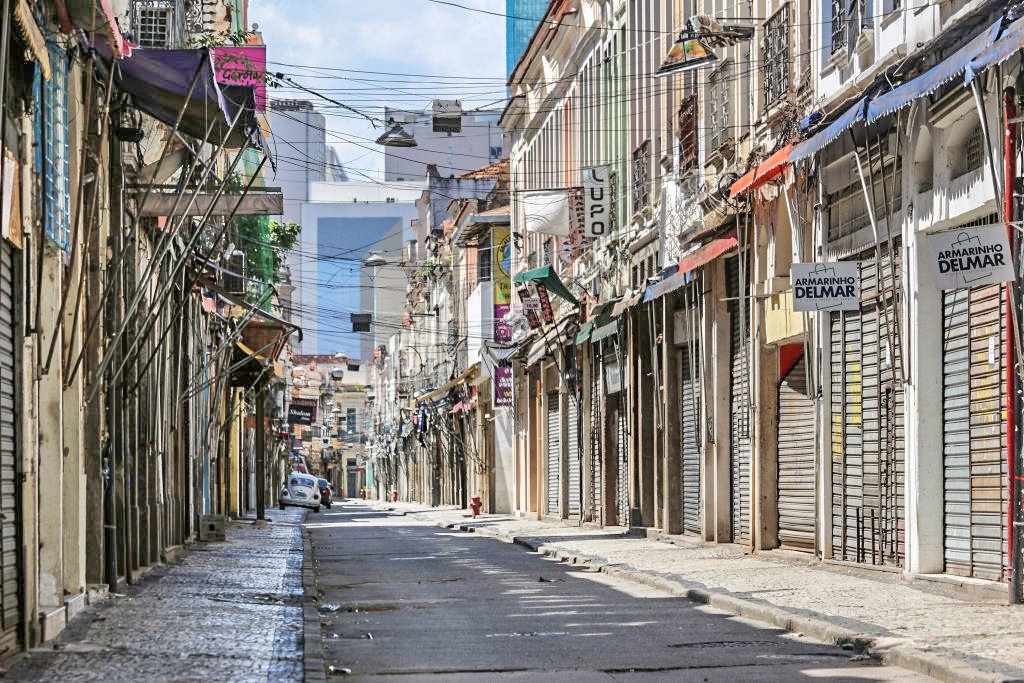 Rio e Niterói começam a realizar bloqueio parcial por coronavírus