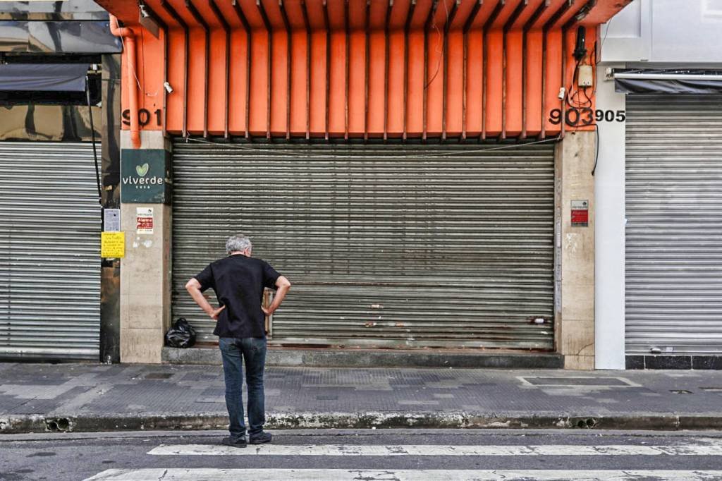 Coronavírus: com o lockdown, fica proibida a circulação de pessoas que não seja para comprar alimentos ou ir ao médico (Reuters/Amanda Perobelli)
