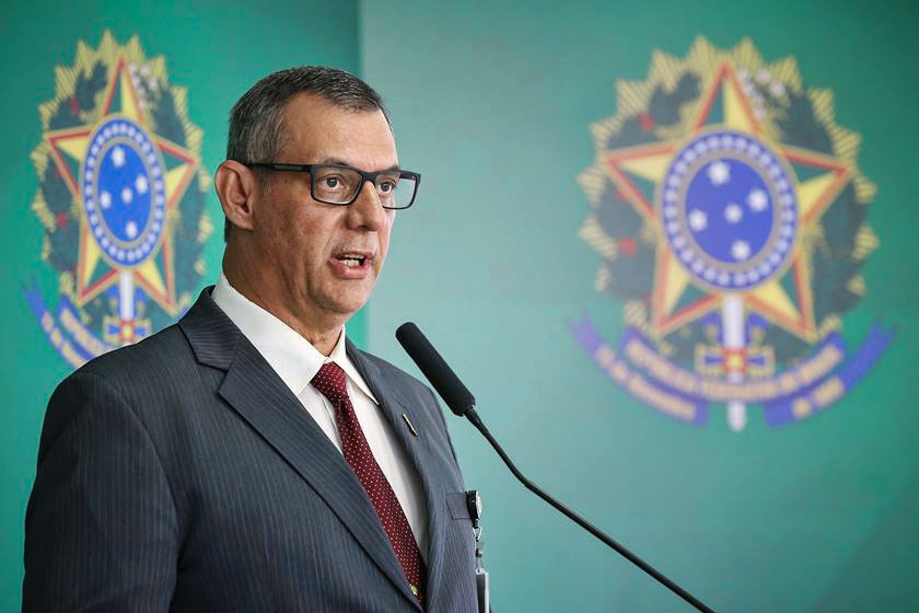 Porta-voz da Presidência é diagnosticado com coronavírus