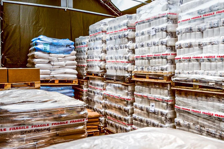 FARINHA: do ebay, sacos do produto chegam a custar US$ 85,00. (Alex Atack/The New York Times)