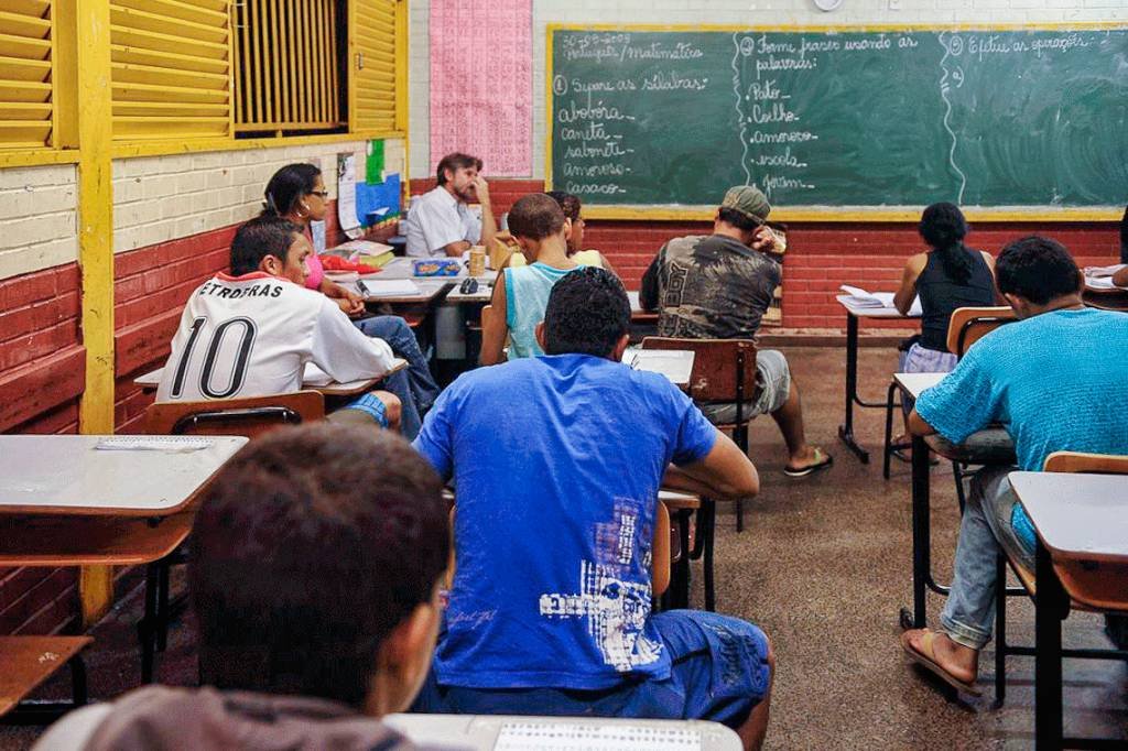 Retomada das aulas no Rio pode levar mais de um milhão de pessoas às ruas