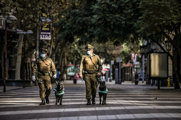 SANTIAGO: a capital chilena entrou em lockdown na última sexta-feira. (Ivan Alvarado/Reuters)