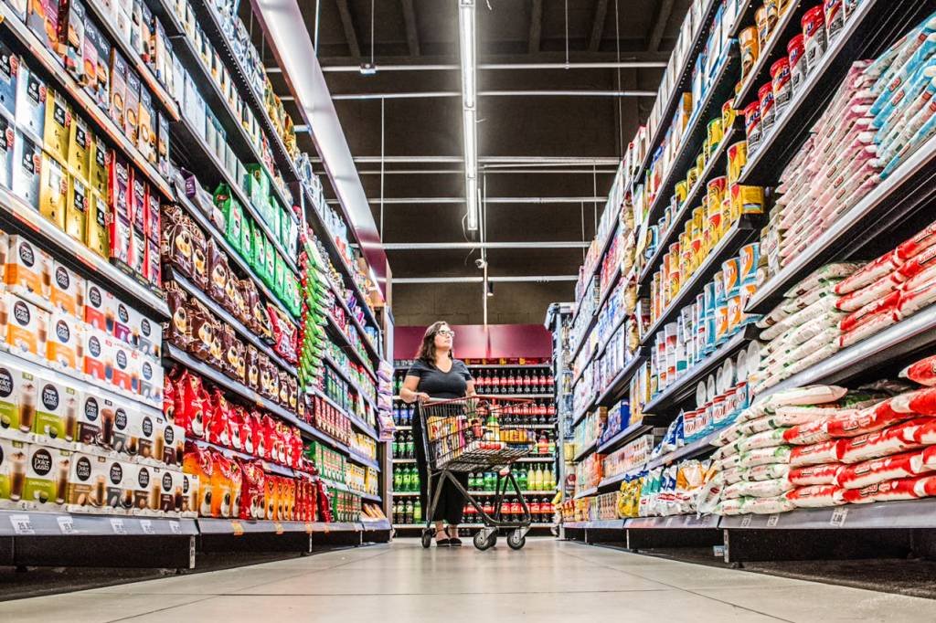 Supermercado: apesar do otimismo prévio com o setor diante do coronavírus, lucro de GPA e Carrefour ficou abaixo das previsões de analistas (Exame/Germano Lüders)