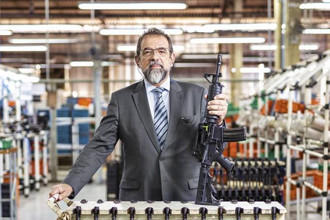 Salesio Nuhs, presidente da Taurus: joint venture para ter mais autonomia na fabricação de armas (Exame/Ricardo Jaeger)