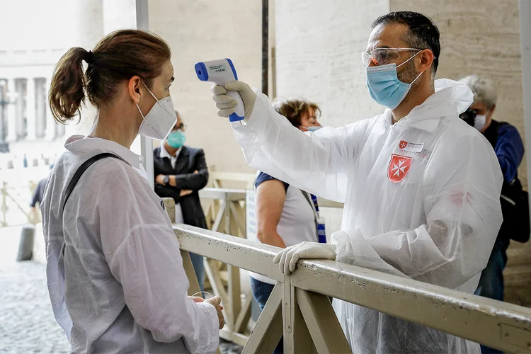 Coronavírus: grupo tem o objetivo produzir um dispositivo que possa ser fabricado em larga escala (Remo Casilli/Reuters)