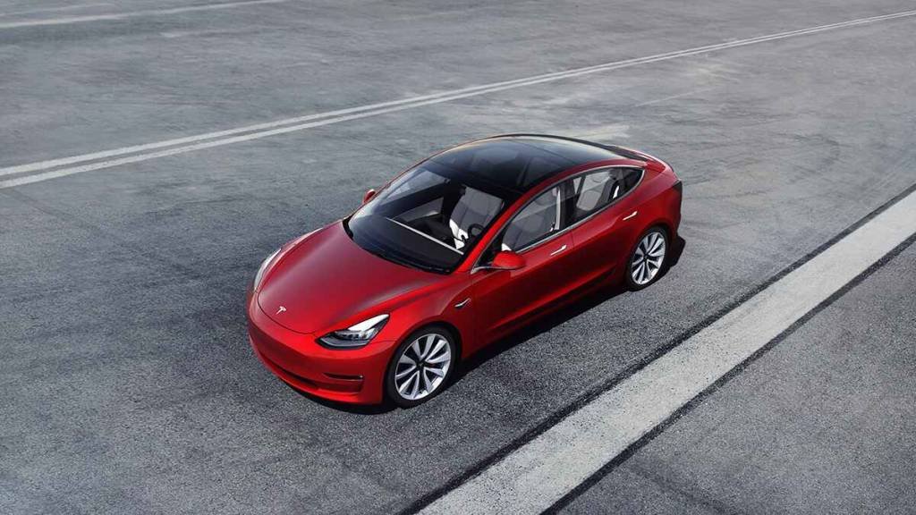 Model 3: veículo elétrico da Tesla vai de zero a 100 km/h em 5,3 segundos (Tesla/Divulgação)