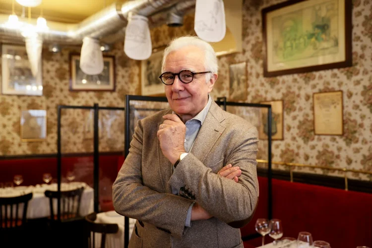 Alain Ducasse: chef fala sobre as novas medidas adotadas pelos restaurantes na retomada da pandemia (Foto/AFP)