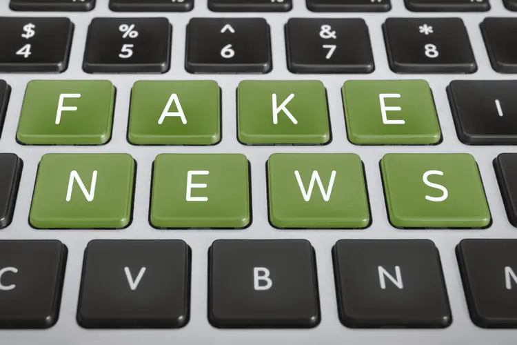 Fake news: governo quer responsabilizar plataformas por notícias falsas (Constantine Johnny/Getty Images)