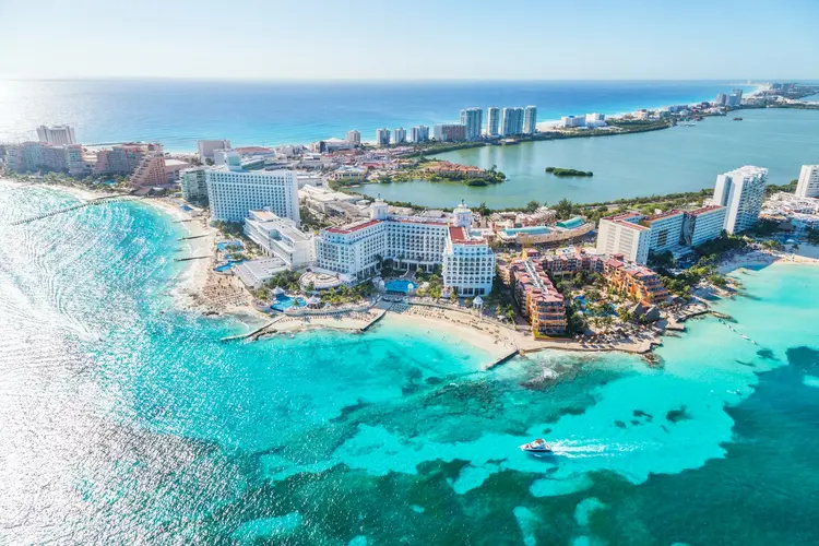 Cancun: cerca de 40 hotéis na cidade retomaram as atividades (Matteo Colombo/Getty Images)