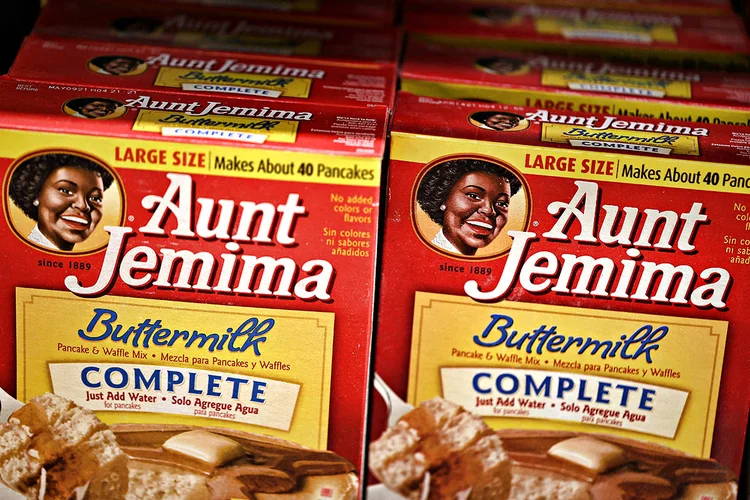 Aunt Jemima (Tia Jemima):tradicional marca de mix de panquecas e xarope dos Estados Unidos (Justin Sullivan-/Getty Images)