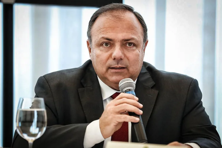 Ministro Interino da Saúde, Eduardo Pazuello, participa da 4ª Reunião do Conselho de Governo (Marcos Corrêa/PR/Flickr)
