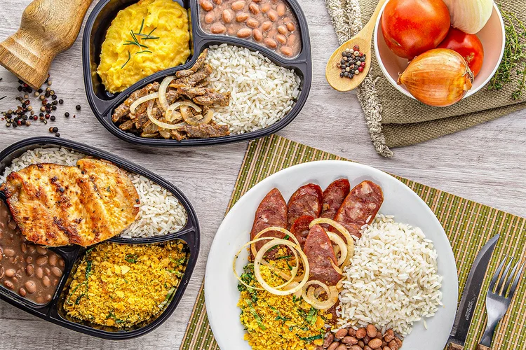 O Uber Eats tem crescido com a pandemia, enquanto o seu negócio principal de mobilidade sofre (Uber Eats/Divulgação)