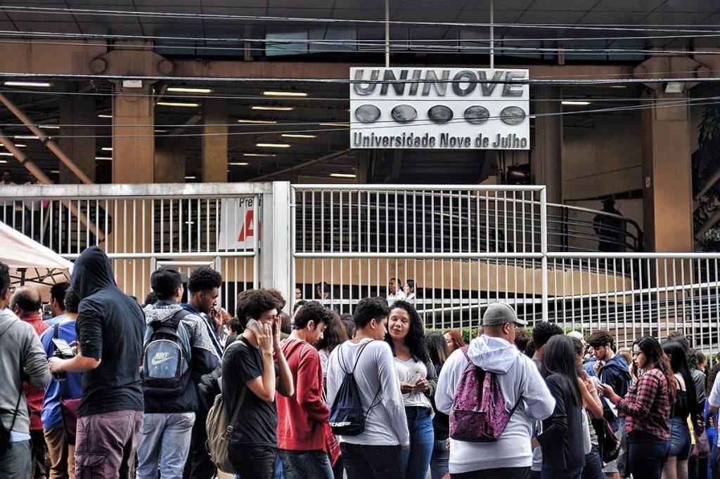 Uninove: segundo o sindicato, pelo menos 120 docentes receberam o aviso, mas a entidade estima que o número total de demitidos pode chegar a 300 (Reinaldo Canato/Editora Abril/Exame)