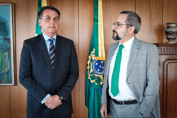 Weintraub: ex-ministro da Educação vai assumir uma representação brasileira no Banco Mundial (YouTube/Reprodução)