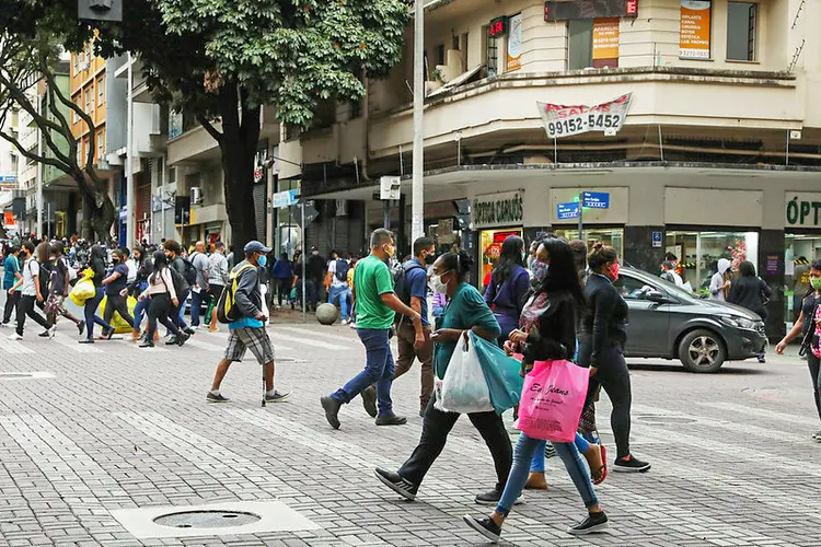 Crise: proposta quer garantir o acesso ao crédito de consumidores atingidos pela pandemia (Adão de Souza/PBH/Flickr)