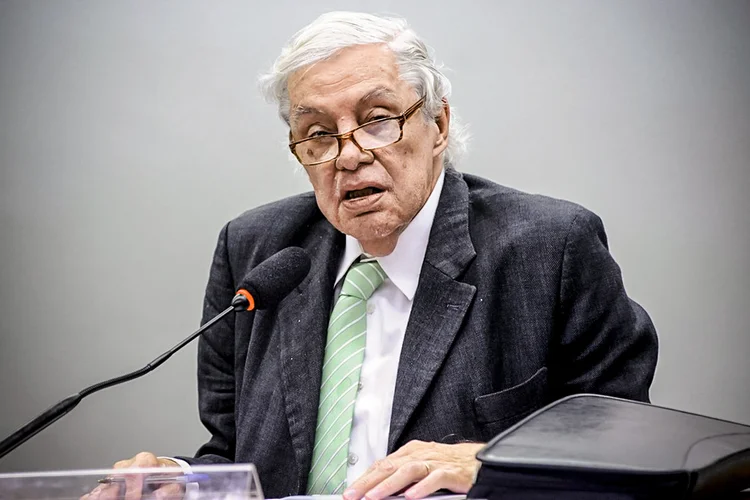 Carlos Lessa: economista, foi presidente do BNDES (Lucio Bernardo Jr/Agência Câmara)