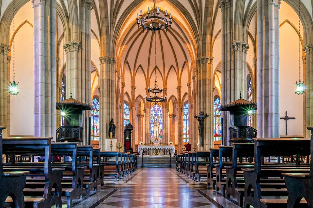Catedral de Petrópolis: custo da obra deve ser de R$ 13,4 milhões (Wilfredor/Wikimedia Commons)