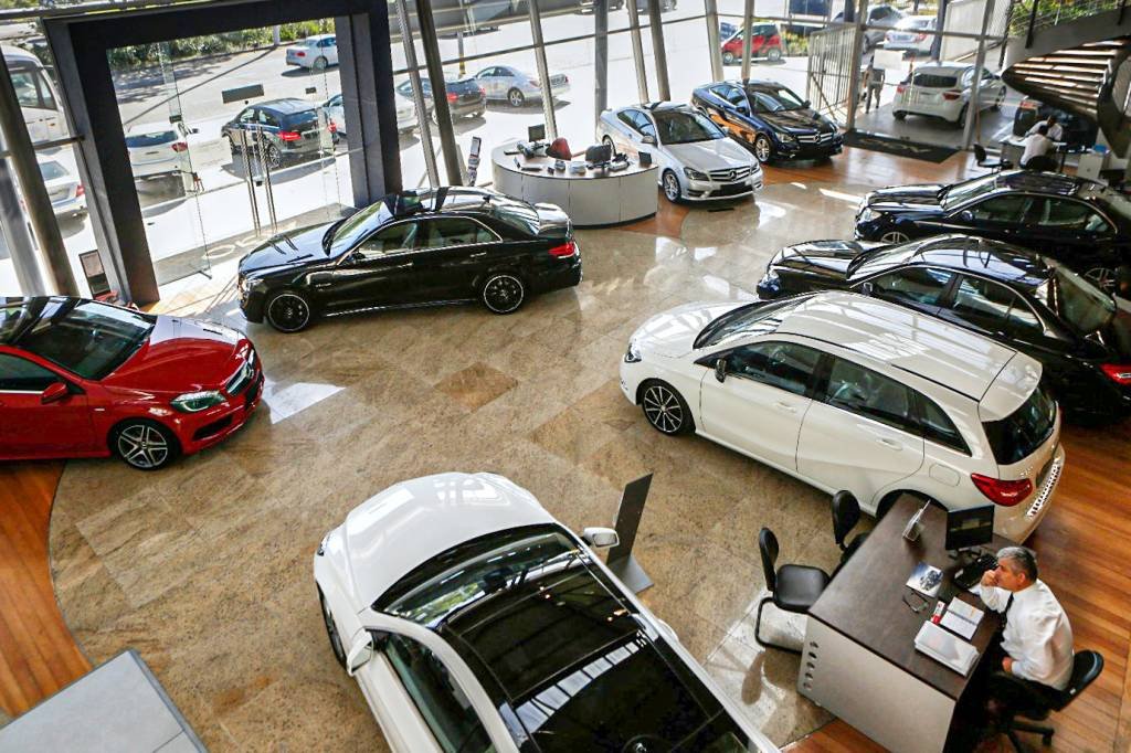 KBB: Os carros 0 km foram os menos impactados com a alta de preço vista em dezembro (Bloomberg / Colaborador/Getty Images)