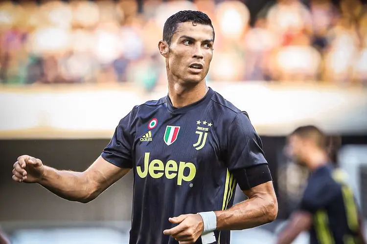 Cristiano Ronaldo: mais de 500.000 euros por post no Instagram (Marco Luzzani/Getty Images)