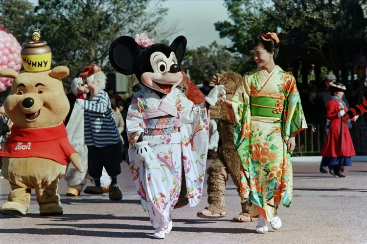 Japão: parques precisarão cumprir medidas rigorosas de distanciamento social e uso de máscaras (AFP/AFP)