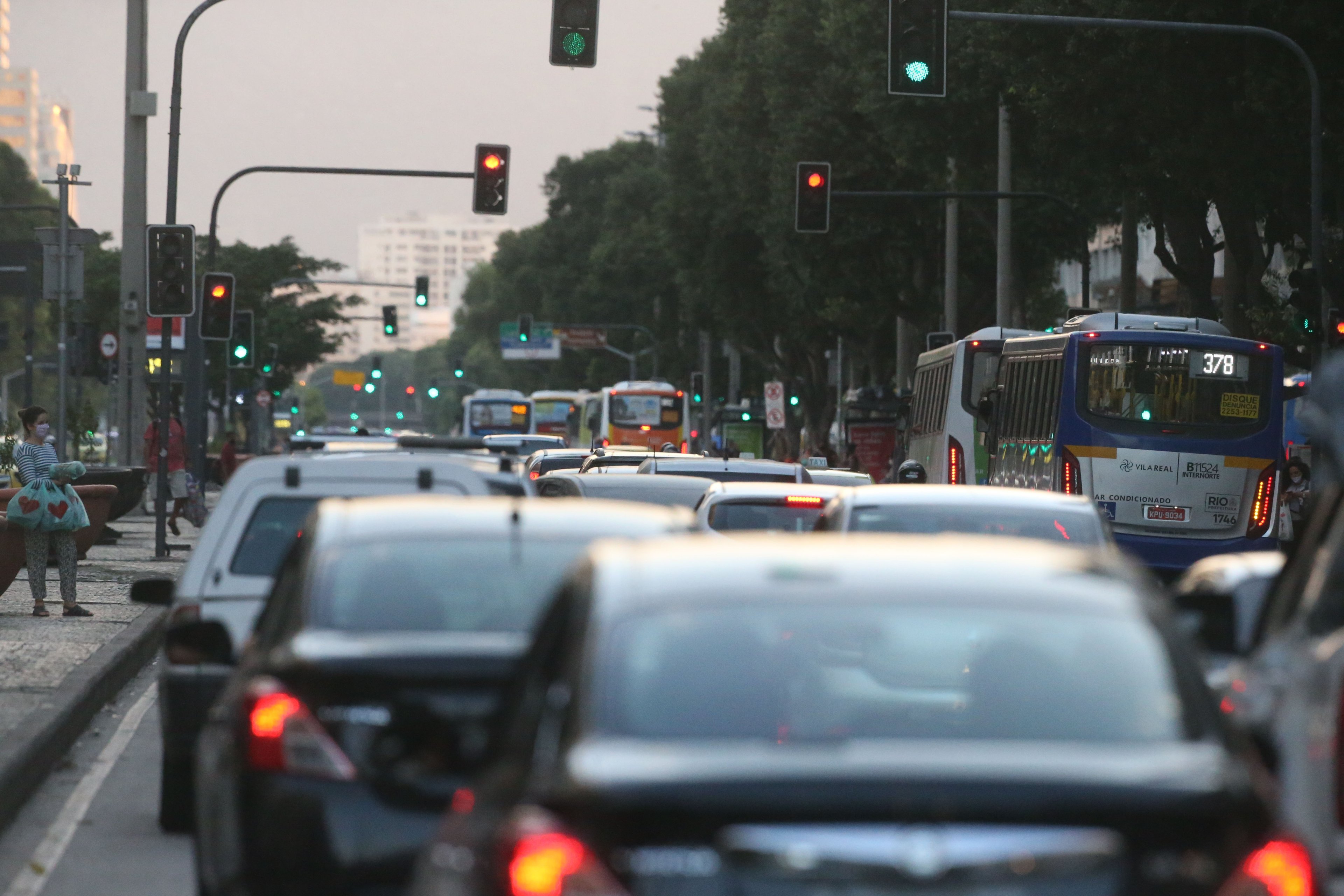 IPVA RJ 2025: vence hoje a segunda parcela para placa com final 1; veja como pagar