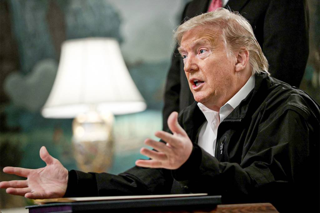 Trump não tem efeitos colaterais por hidroxicloroquina, diz Casa Branca