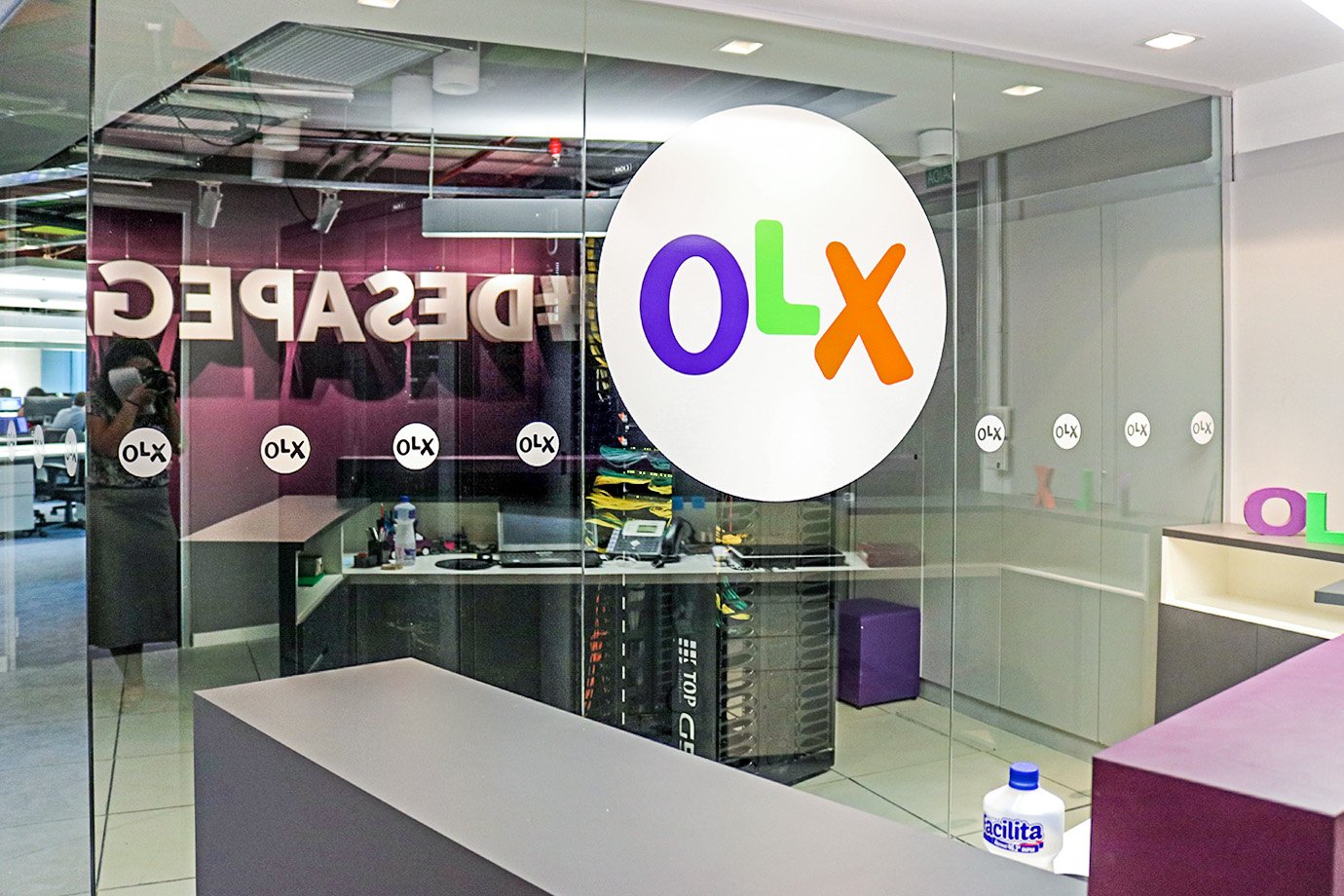 Procon notifica OLX por anúncio falso de venda de vacina contra covid-19