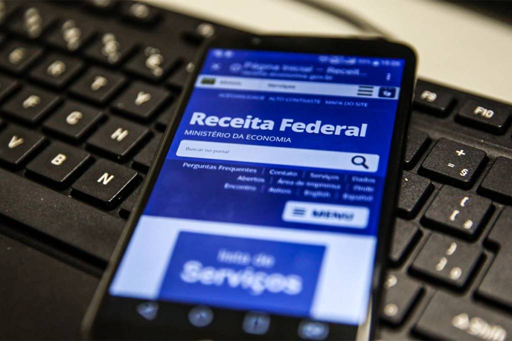 Receita Federal paga hoje restituições de lote residual do Imposto de Renda